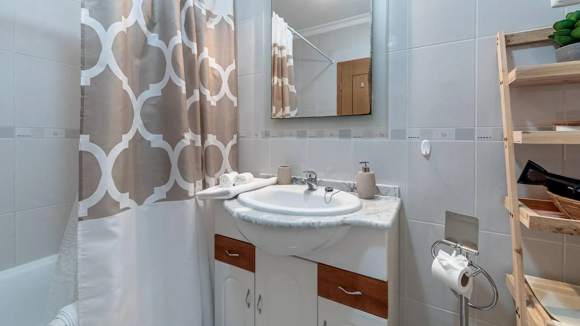 Sunnyside Suite-Portimao